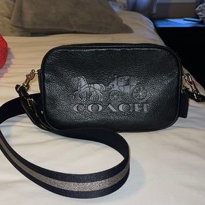 Jes Crossbody With Horse And Carriage-coach